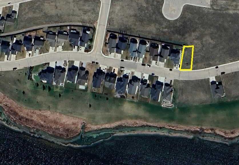 3611 Lakeshore Dr, Bonnyville, AB T9N 0E8