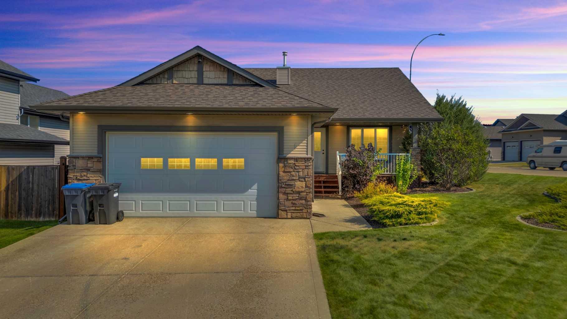 1 Liberty Pl, Sylvan Lake, AB T4S 0A2