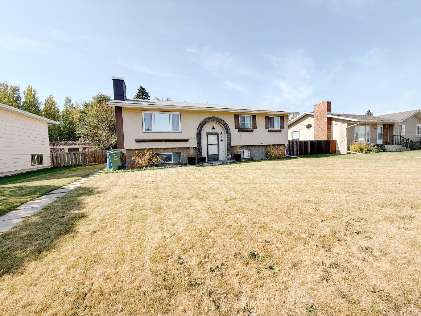 57 Street Unit 5624, Rocky Mountain House, AB T4T 1H7