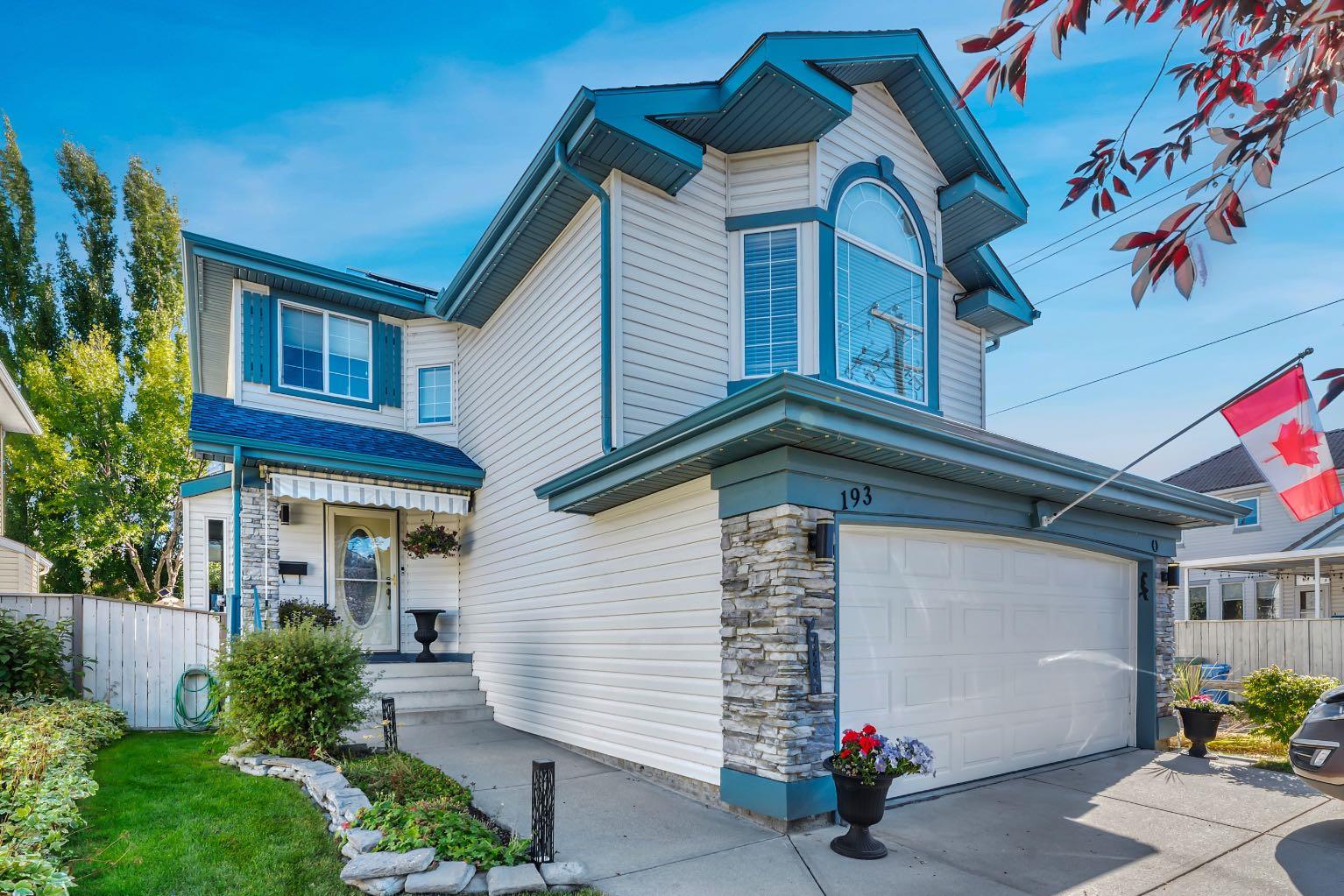 193 Chaparral Cres SE, Calgary, AB T2X 3K5