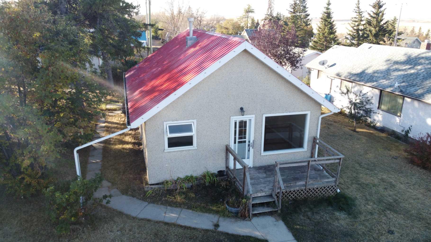 125 Centre St, Torrington, AB T0M 2B0