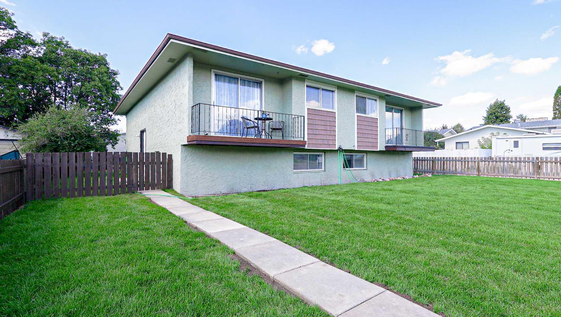 50 Clelland Cres SE, Medicine Hat, AB T1B 1M7