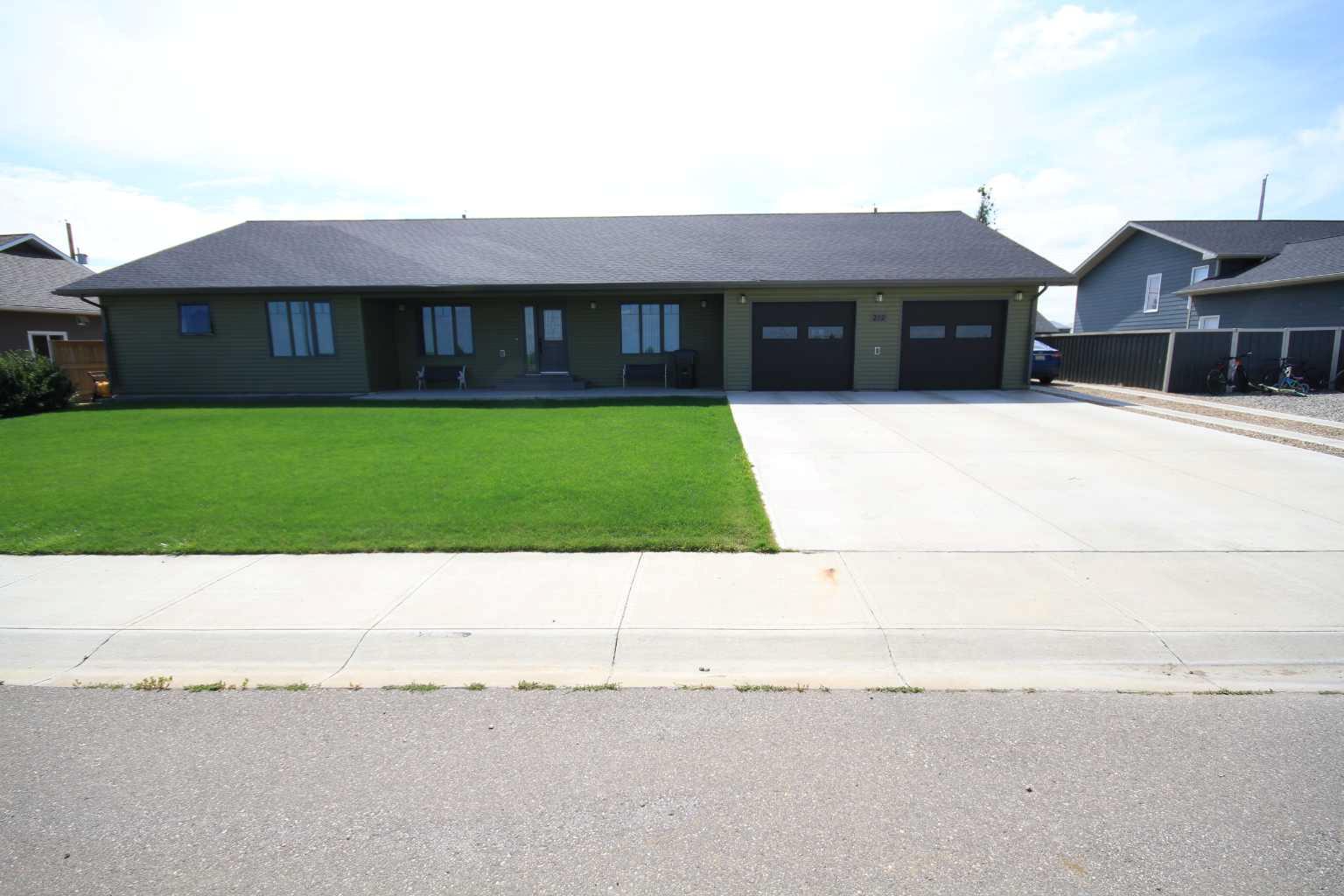 3 Street N Unit 212, Grassy Lake, AB T0K 0Z0
