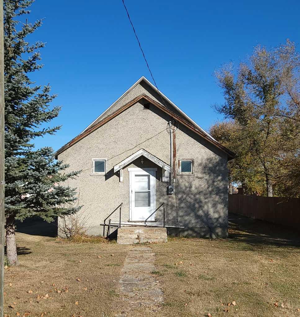 1 Avenue E Unit 110, Hanna, AB T0J 1P0