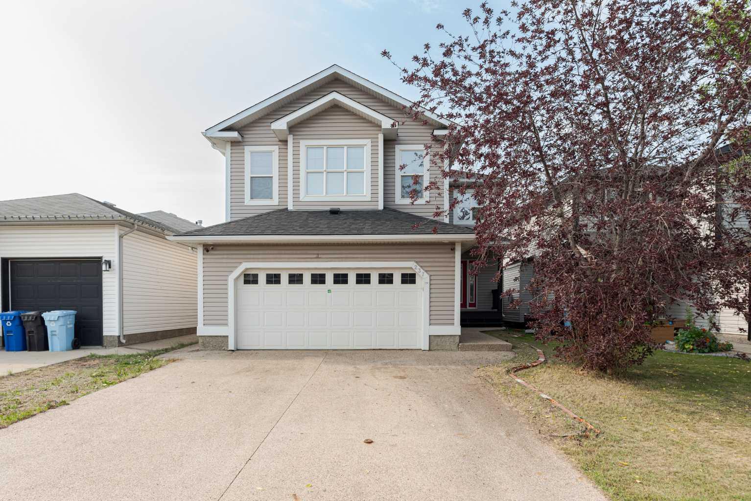 237 Crown Creek Ln, Fort Mcmurray, AB T9K 2T9