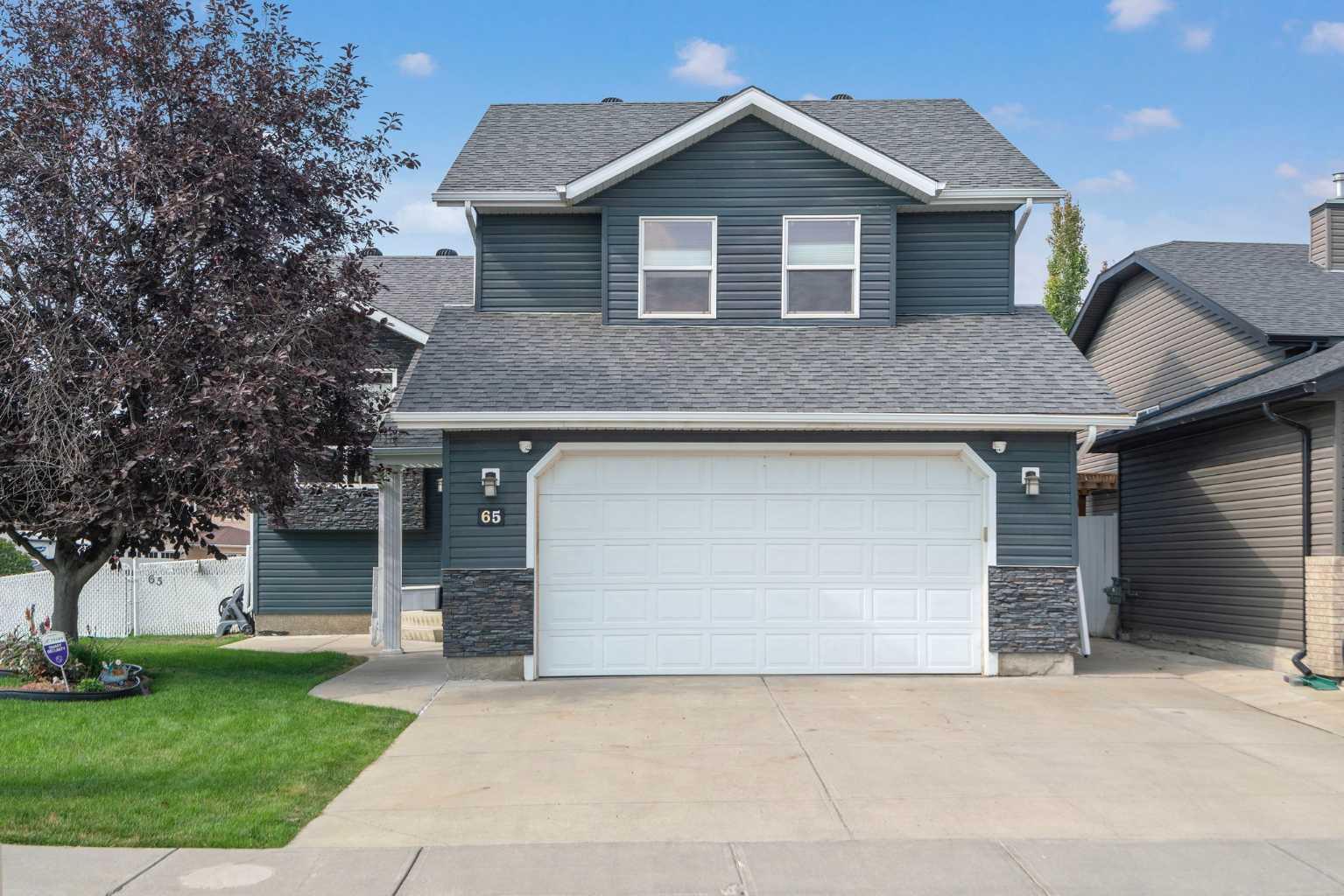 65 Canoe Cir SW, Airdrie, AB T4B 2L6