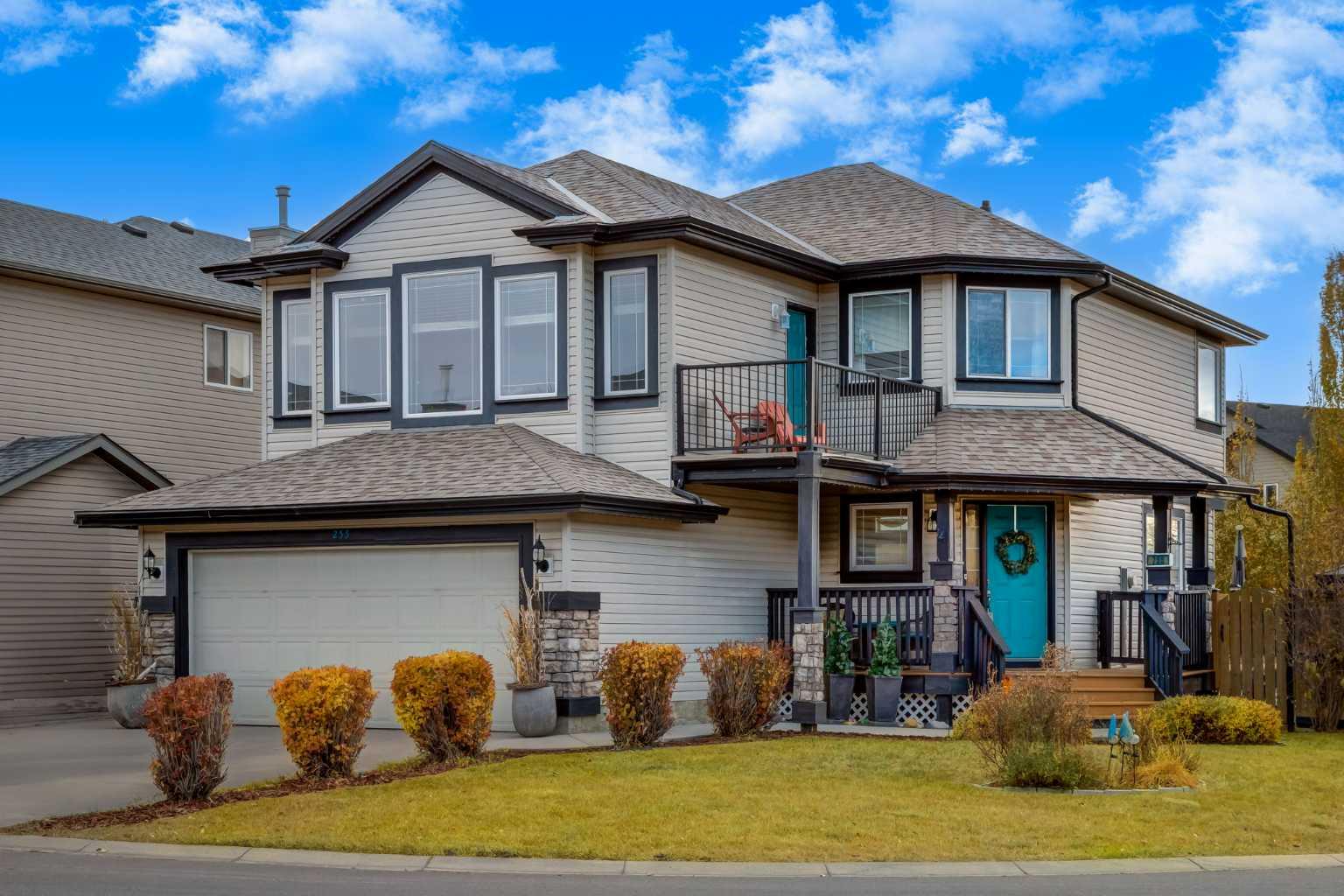 255 Springmere Rd, Chestermere, AB T1X 1R3