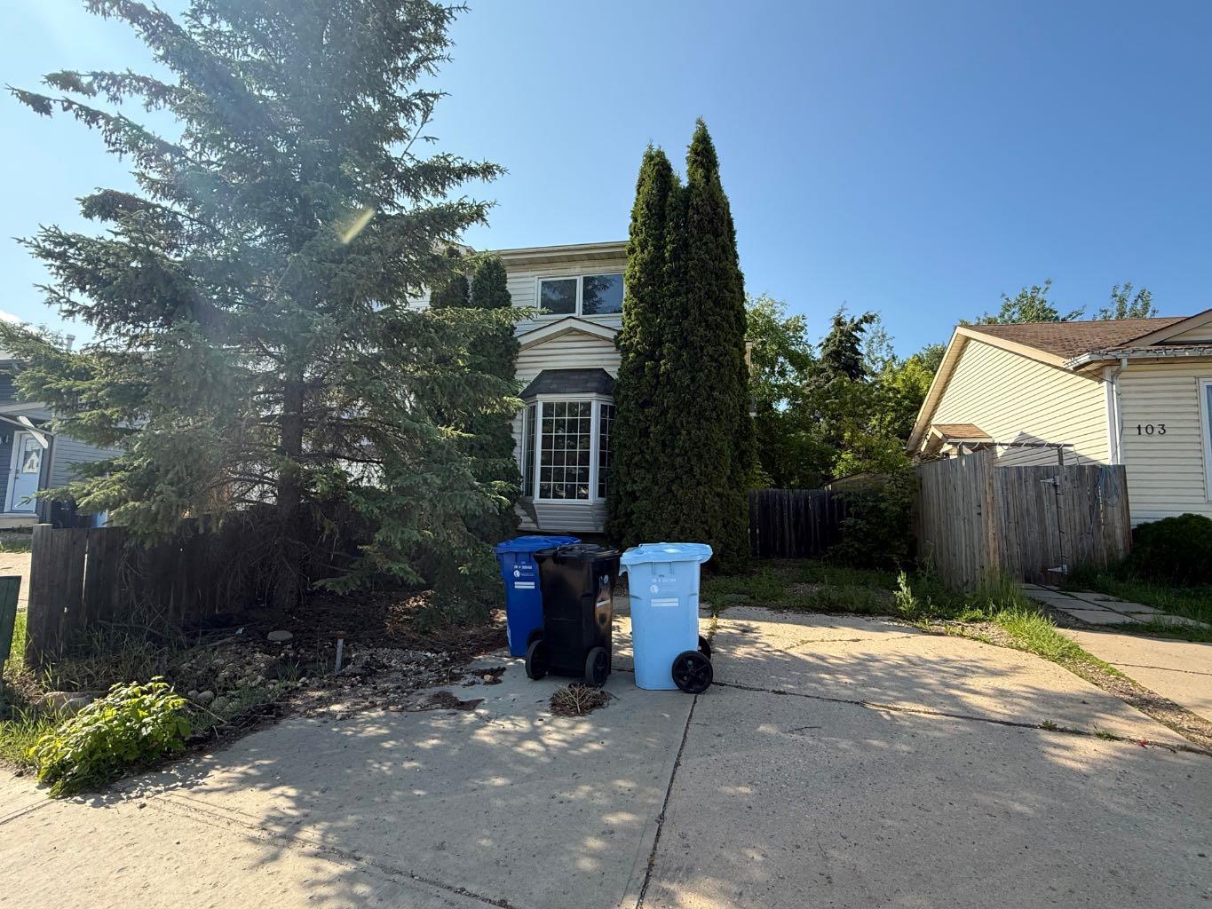 105 Windsor Dr, Fort Mcmurray, AB T9H 4W9