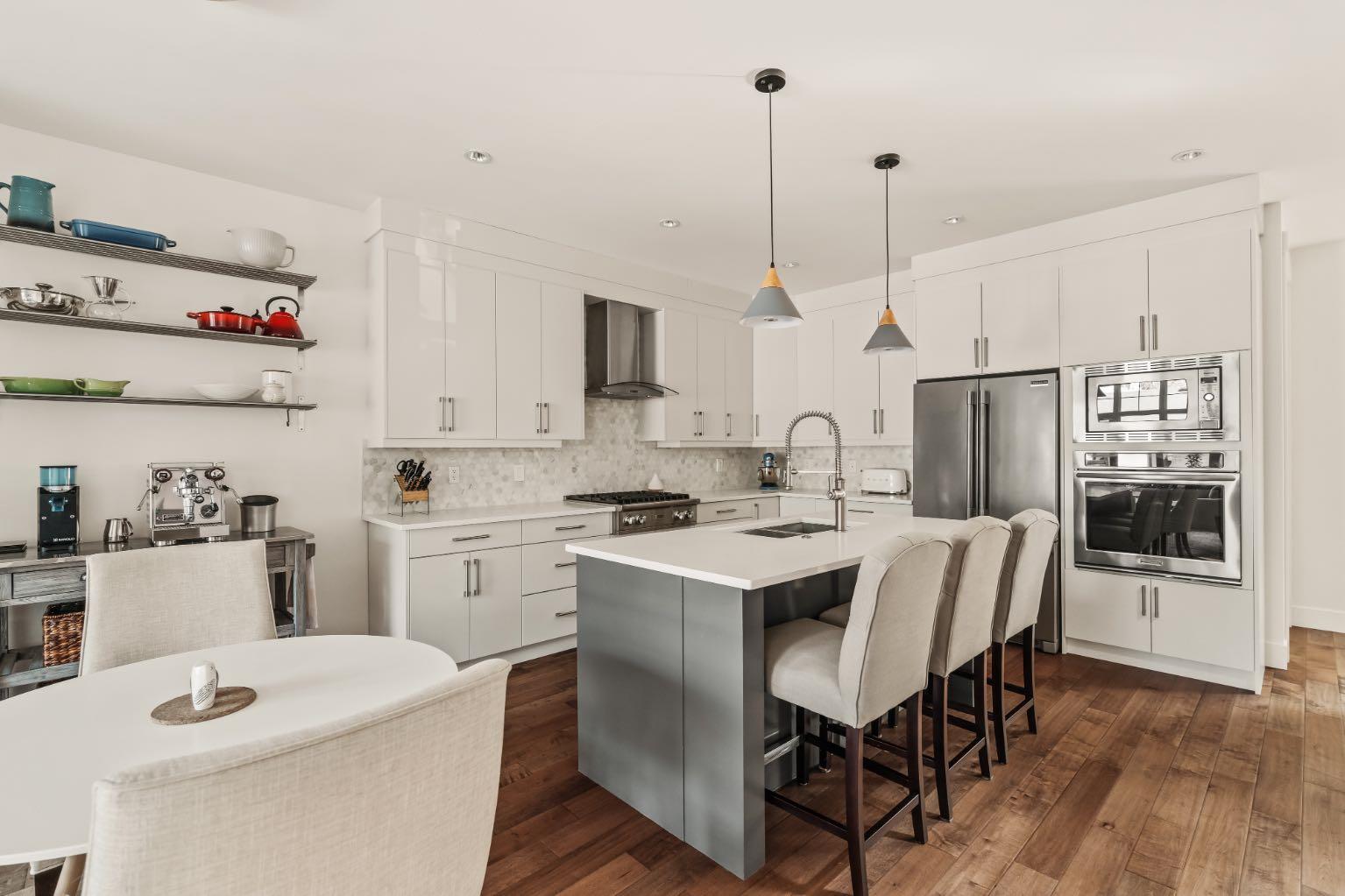 23 Avenue Nw Unit 458, Calgary, AB T2M 1S4