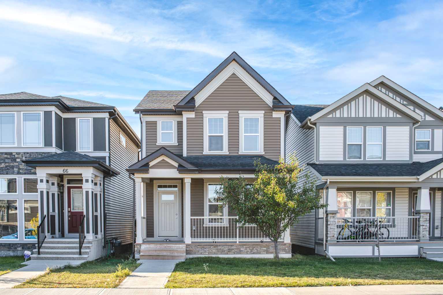 70 Evanscrest Rd NW, Calgary, AB T3P 1J1