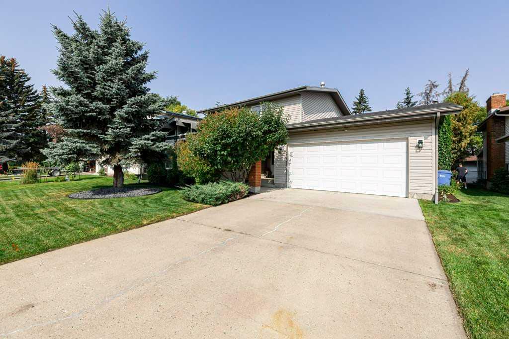 94 Welton Cres, Red Deer, AB T4N 6B3