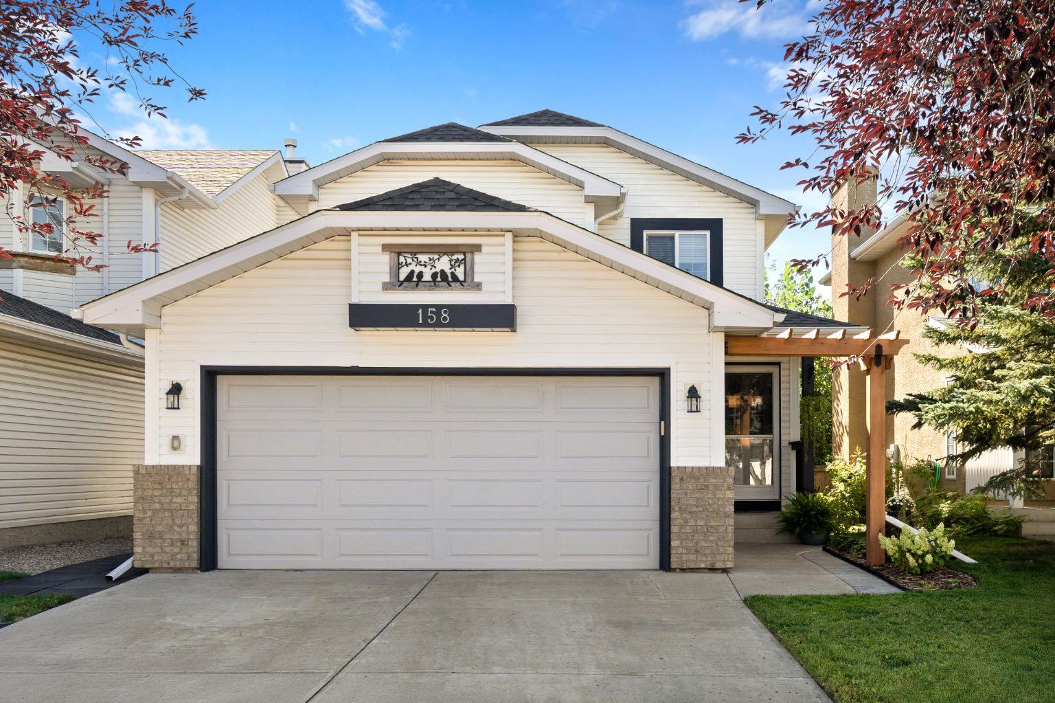 158 River Rock Cres SE, Calgary, AB T2C 4J2
