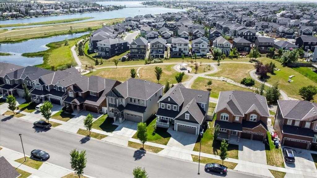 247 Lakepointe Dr, Chestermere, AB T1X 0R3