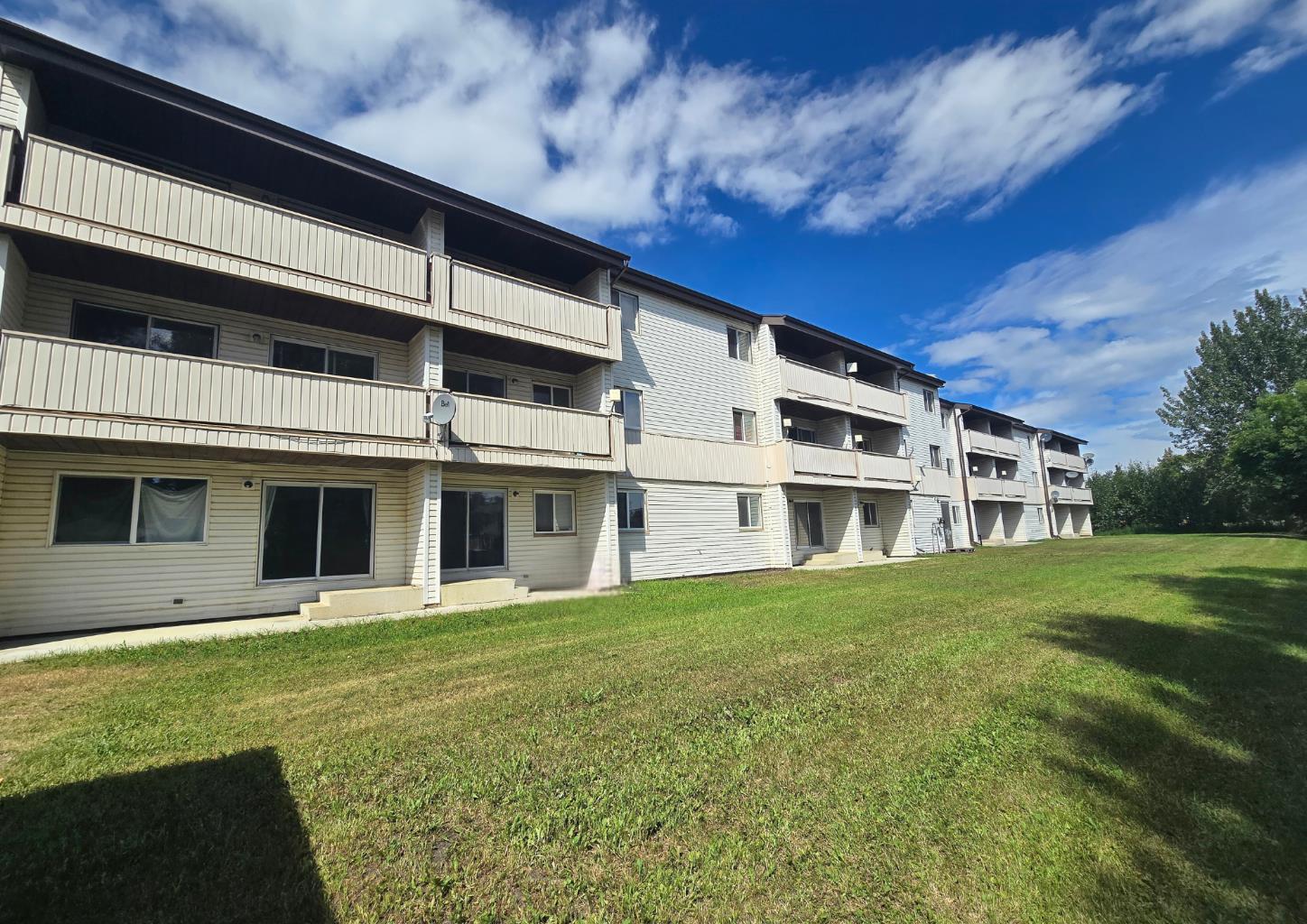 5117 44 Street Unit 211, High Prairie, AB T0G 1E0