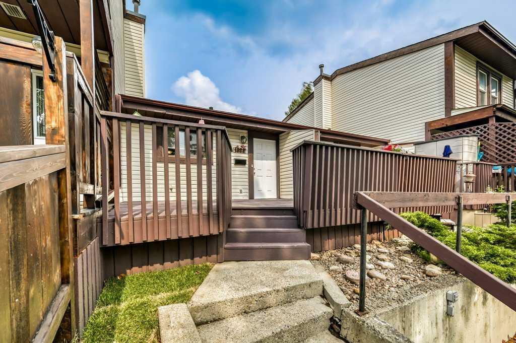 1322 Ranchlands Way NW, Calgary, AB T3G 1R2