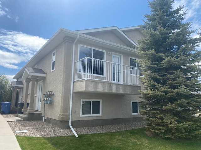 46 Highlands Place W Unit 1, Lethbridge, AB T1J 4Y5