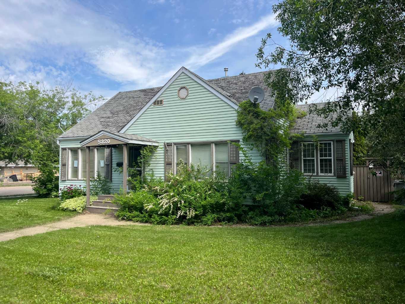 , Lloydminster, AB T9V 0J5 MLS Houseful