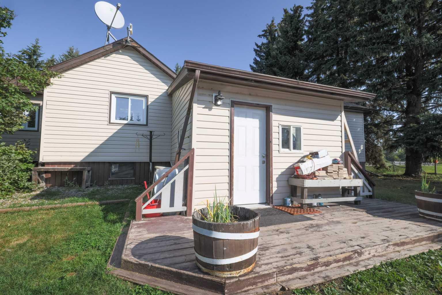 3432 Township Rd 360, Rural Red Deer County, AB T4G 0N2