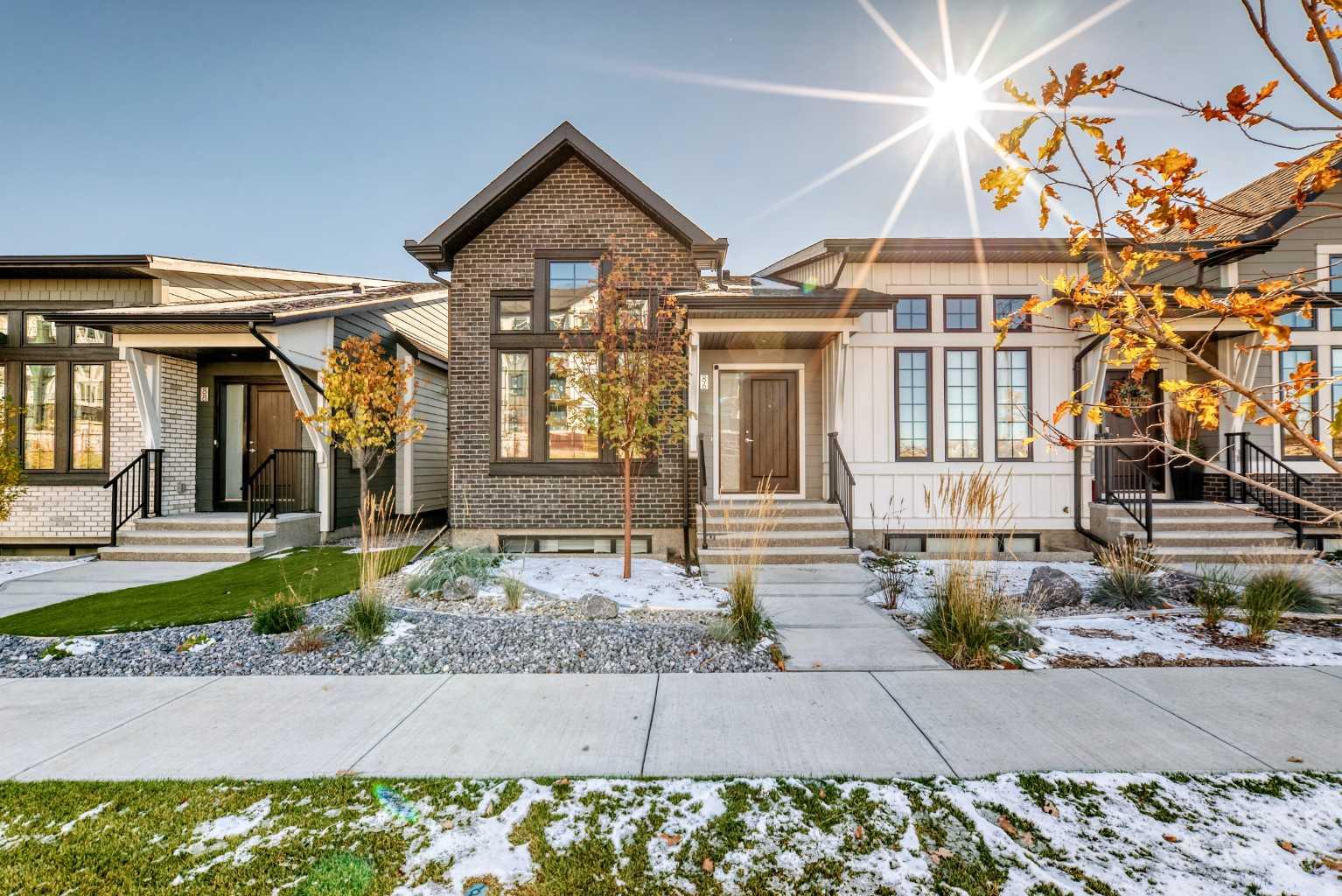 86 Wolf Cres, Okotoks, AB T1S 5X1