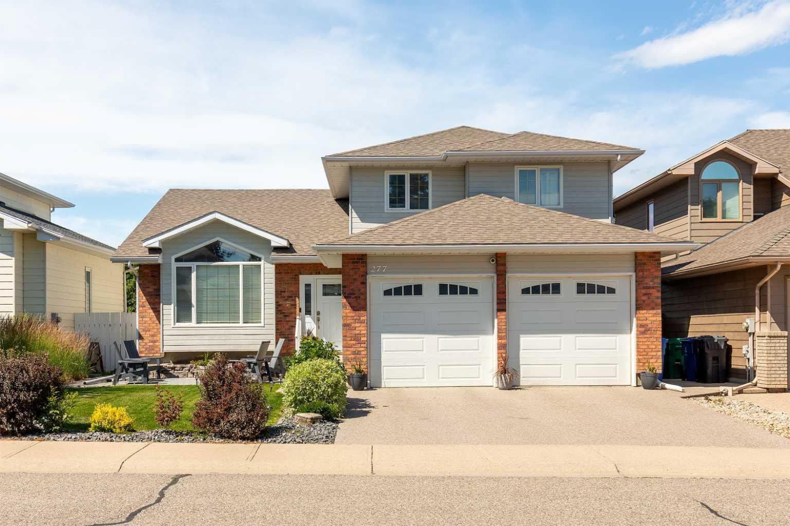 277 Coachwood Pt W, Lethbridge, AB T1K 6A4