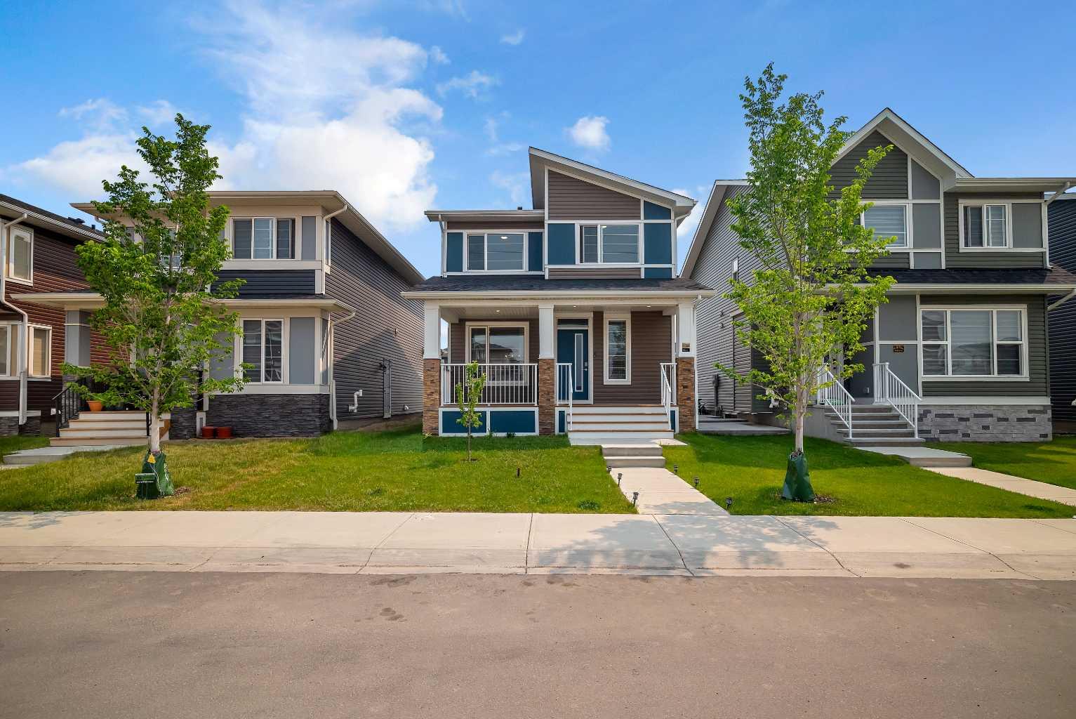 190 Dawson Harbour Rise, Chestermere, AB T1X 1Z6