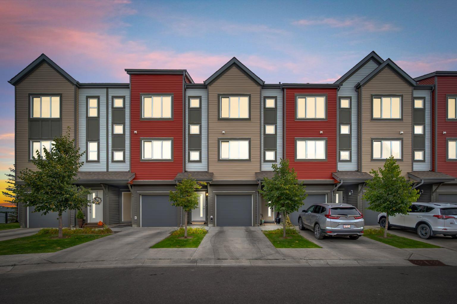 50 Copperstone Common SE, Calgary, AB T2Z 5E4