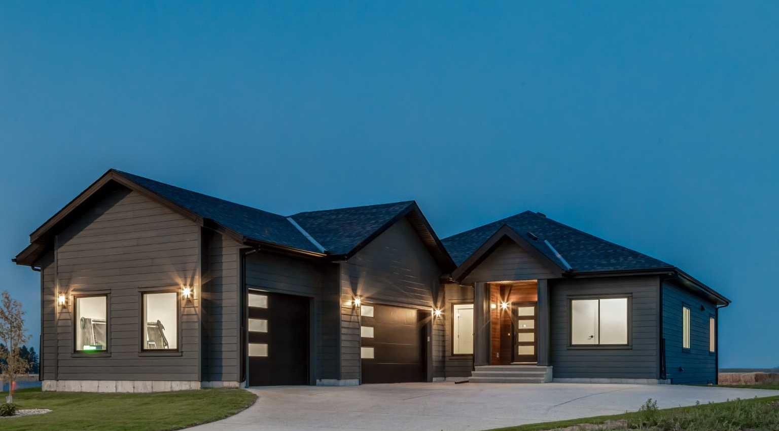 232 Red Tail Rdg SE, High River, AB T1V 0J8