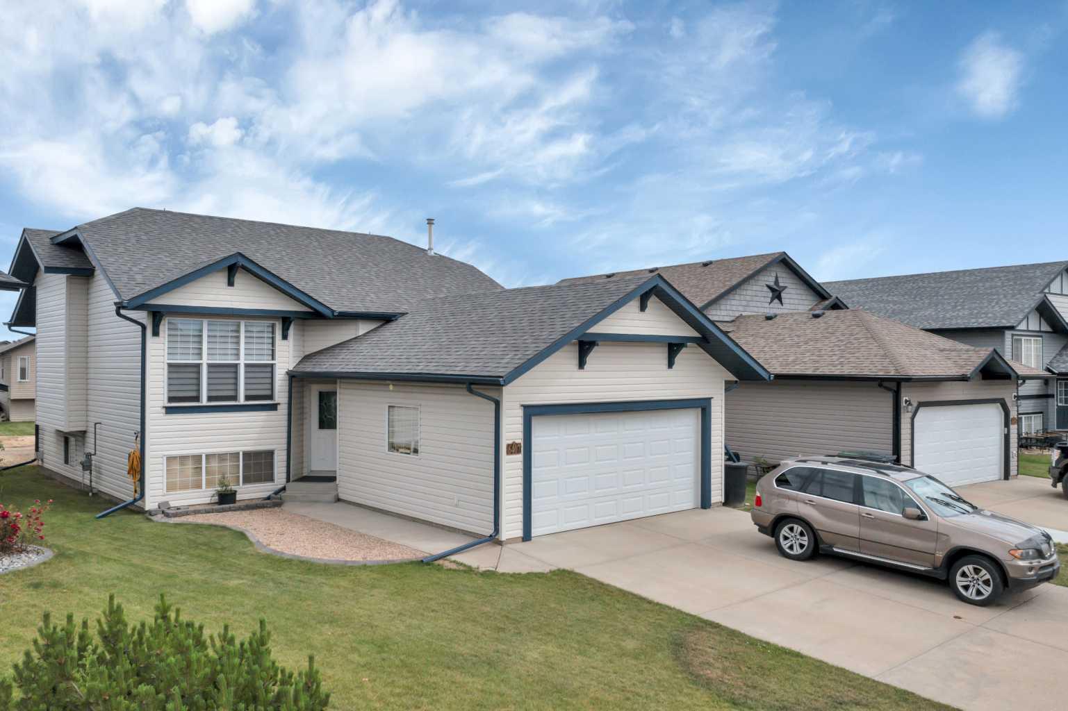 60 Streetclose Unit 6407 Street Close, Ponoka, AB T4J 1W1