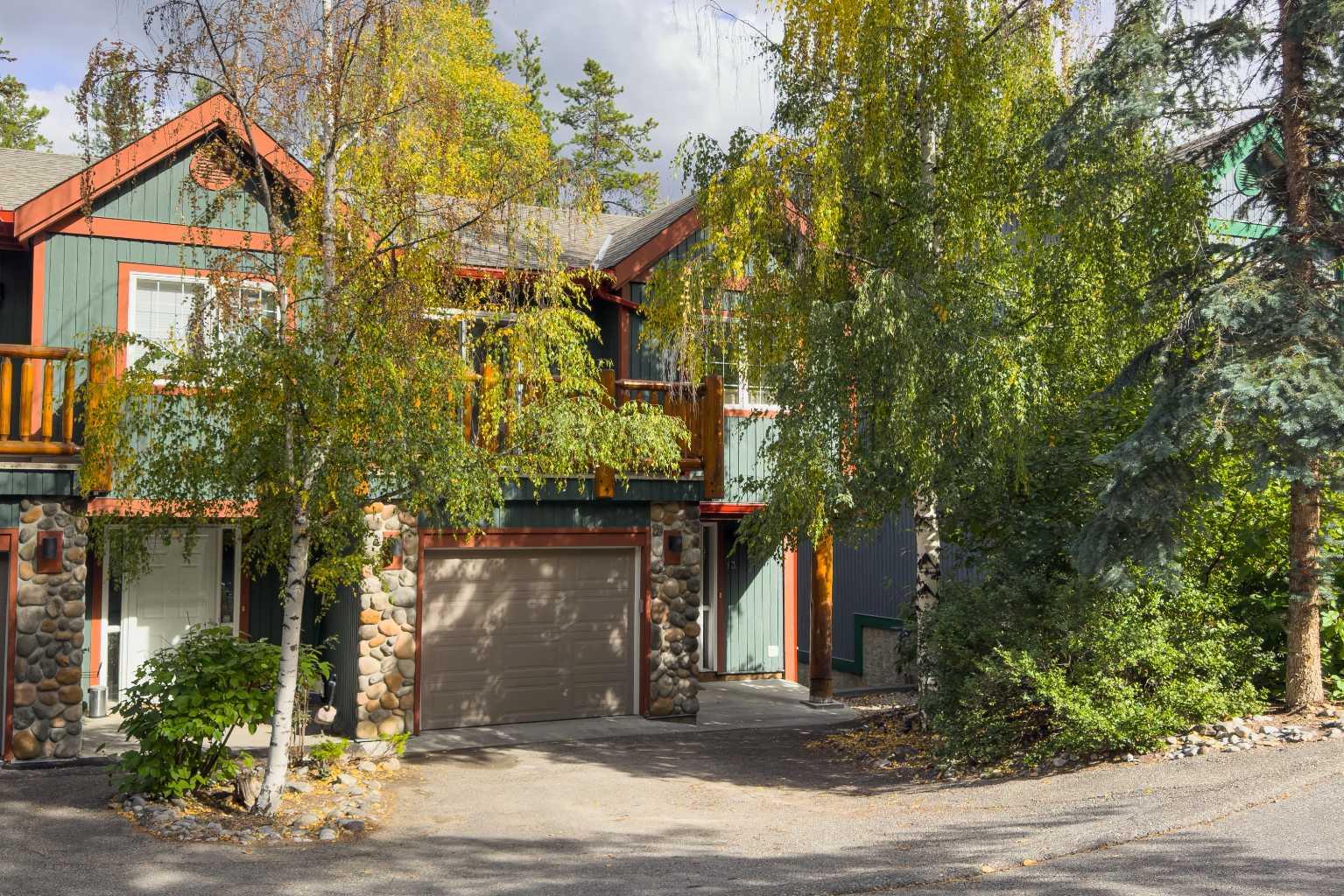 1022 Rundleview Drive Unit 13, Canmore, AB T1W 2P2