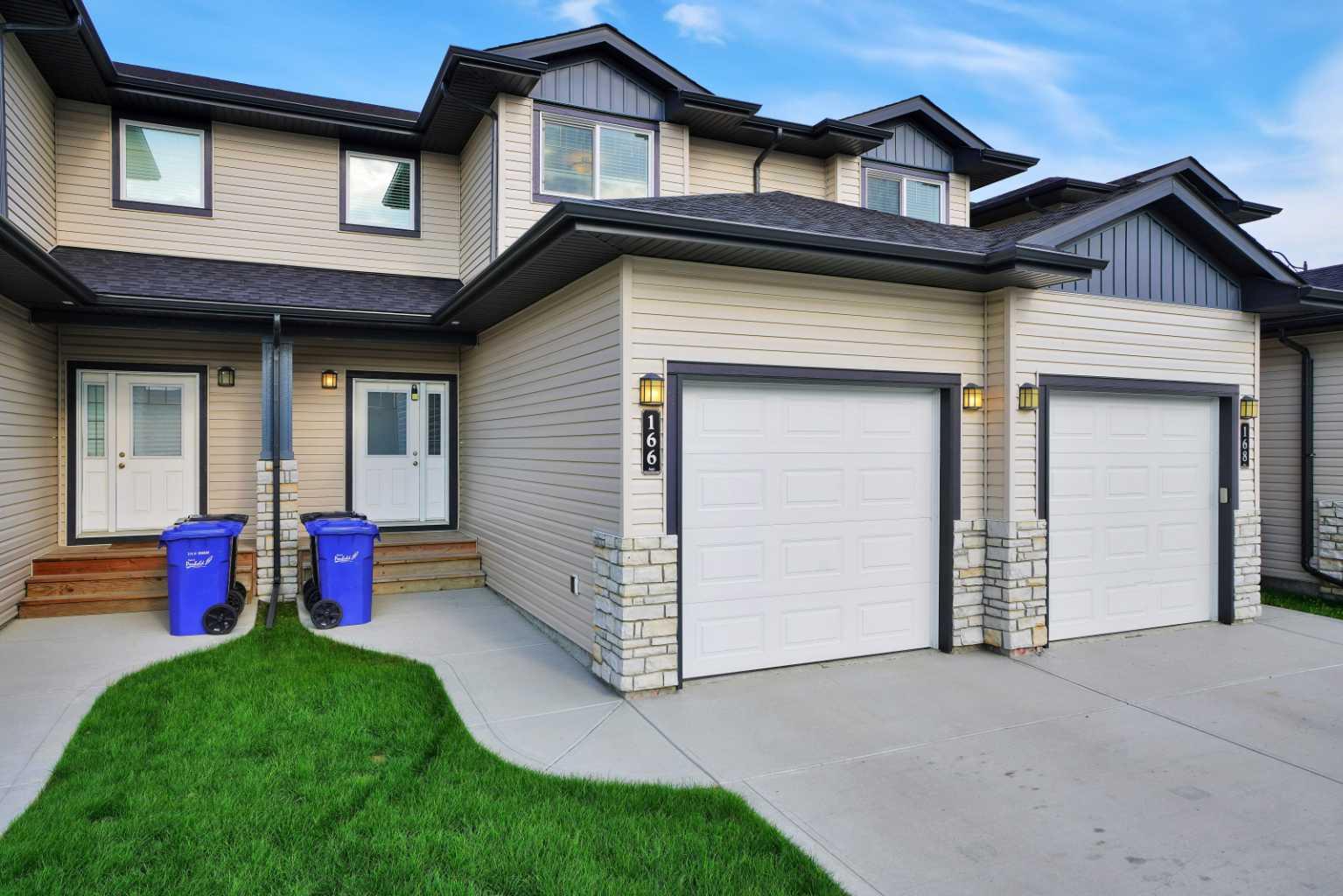 , Penhold, AB T0M 1R0 MLS Houseful