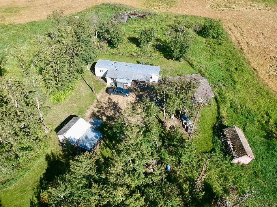 49221 Secondary Highway 623, Rural Camrose County, AB T0B 0J0
