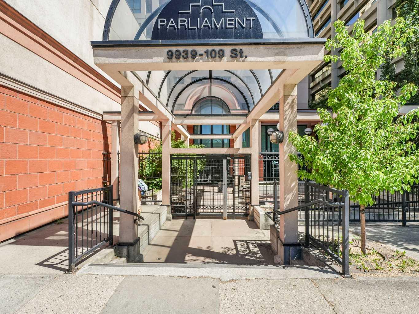 9939 109 Street Nw Unit 1702, Edmonton, AB T5K 1H6
