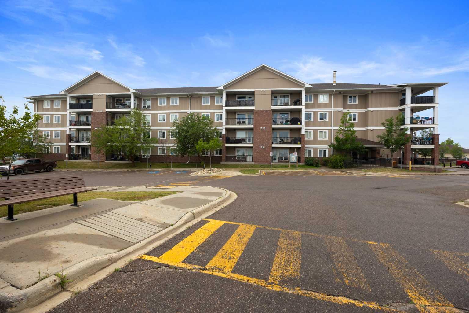 248 Grosbeak Way Unit 205 #b, Fort Mcmurray, AB T9K 0V9