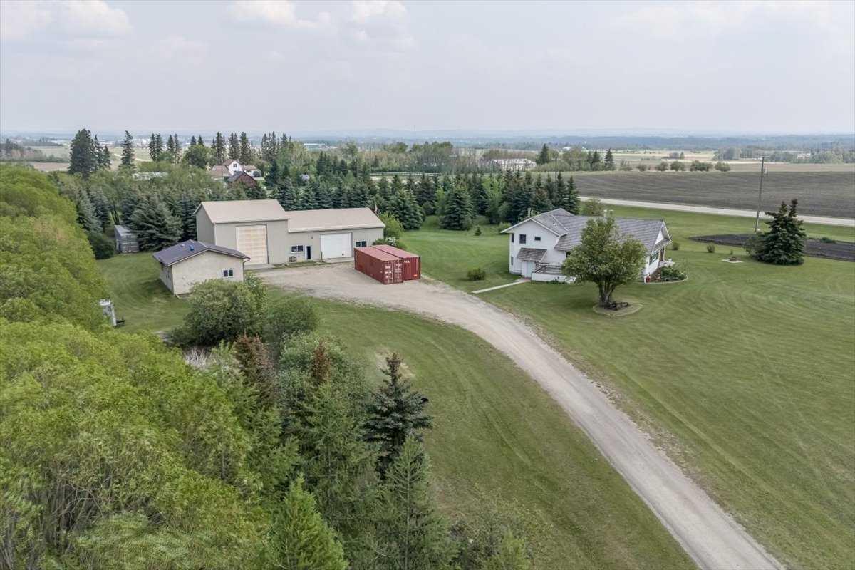 39403 Range Road 275, Rural Lacombe County, AB T4M 0X2