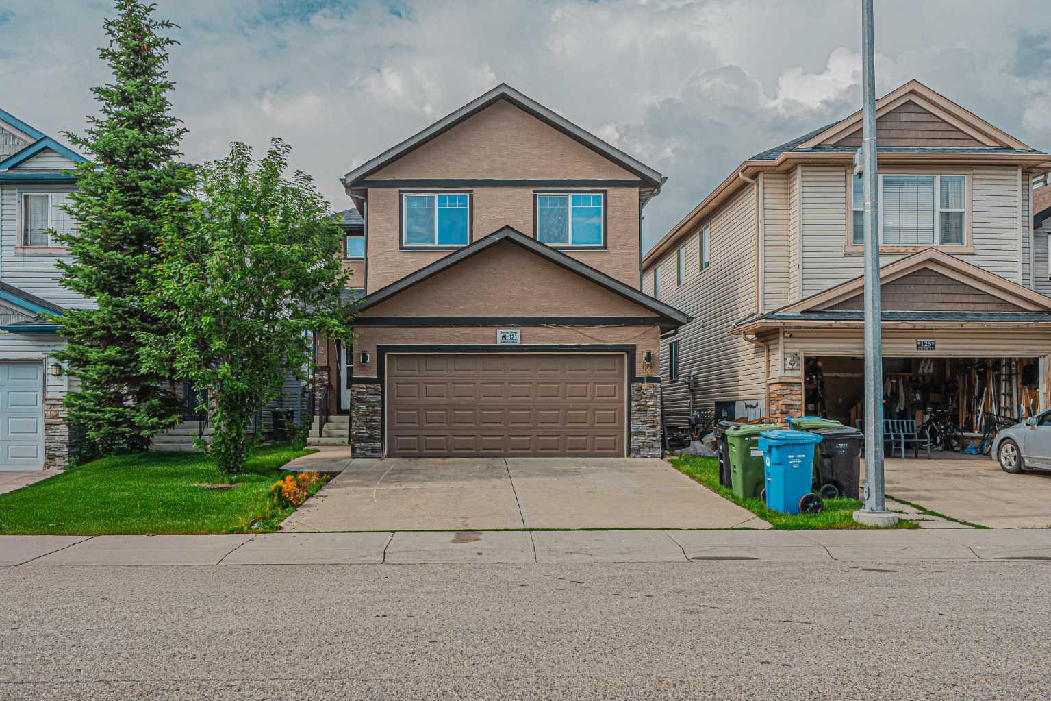 121 Saddlecrest Grn NE, Calgary, AB T3J 5N6