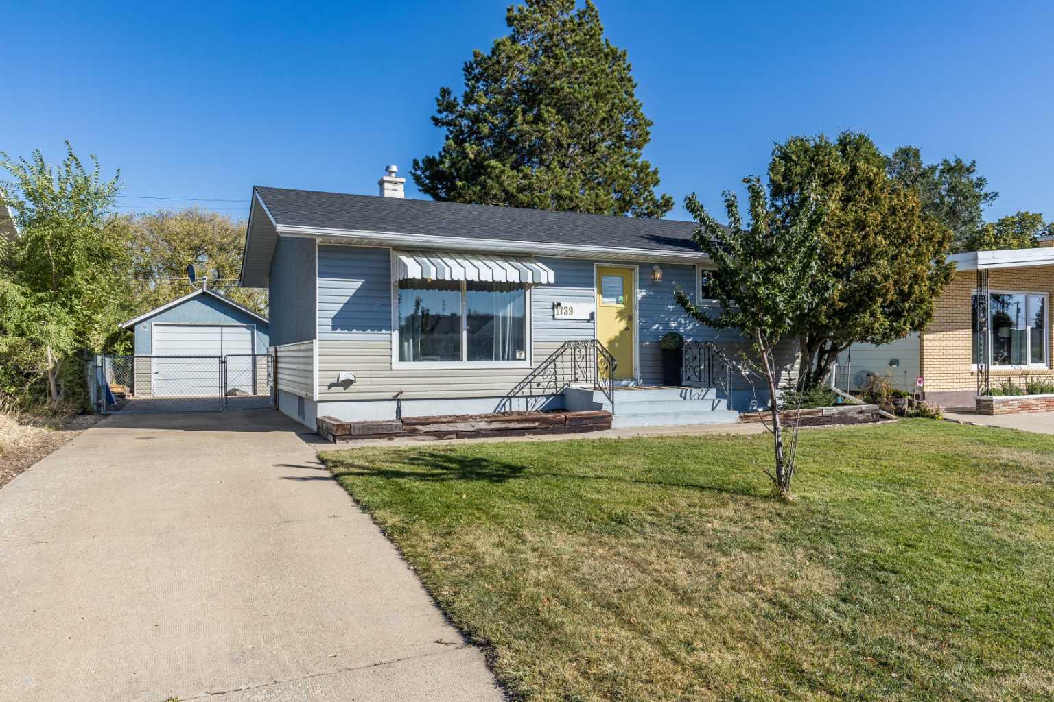 17 Avenue Se Unit 1739, Medicine Hat, AB T1A 3V2