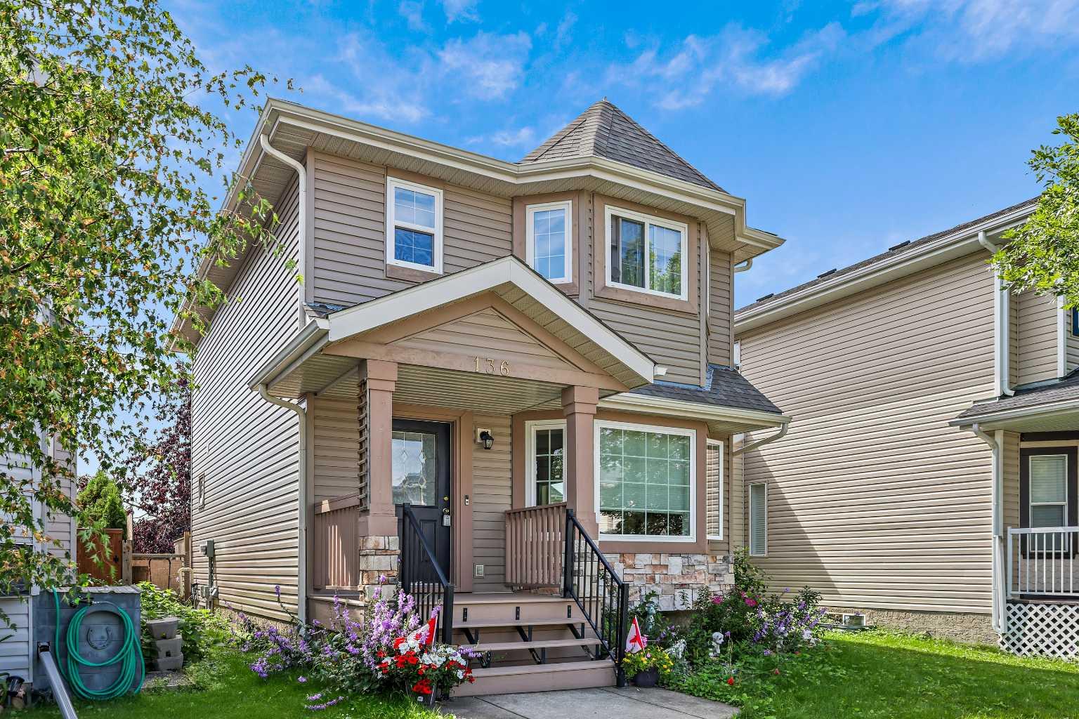 136 Chaparral Ridge Cir SE, Calgary, AB T2X 3K3
