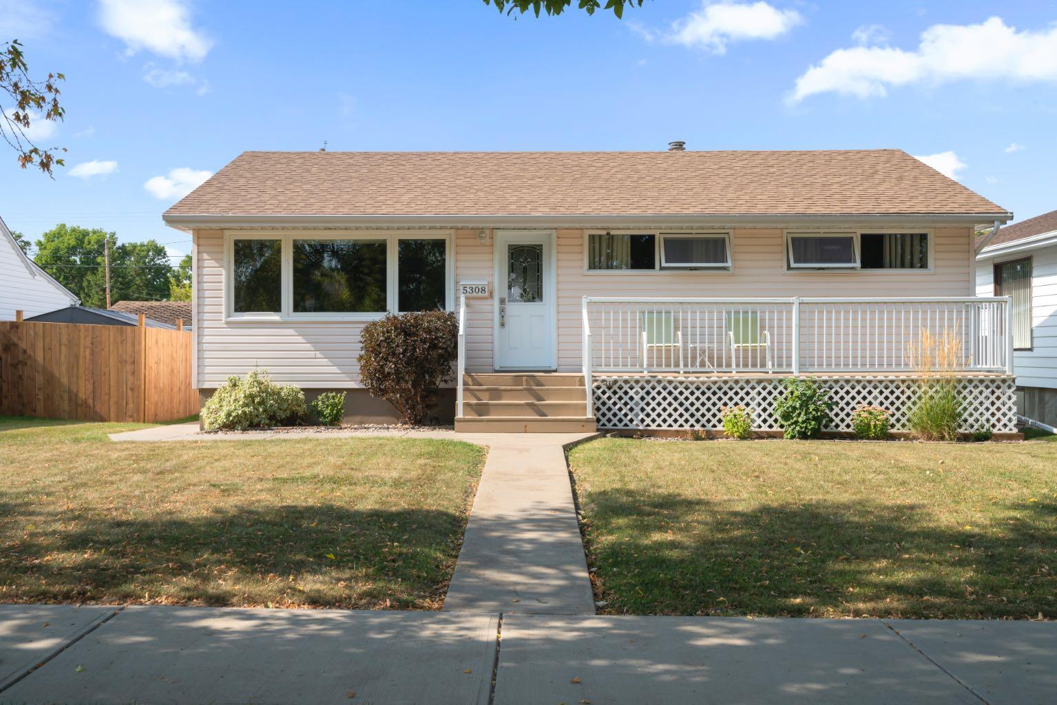 50 Street Unit 5308, Camrose, AB T4V 1R6
