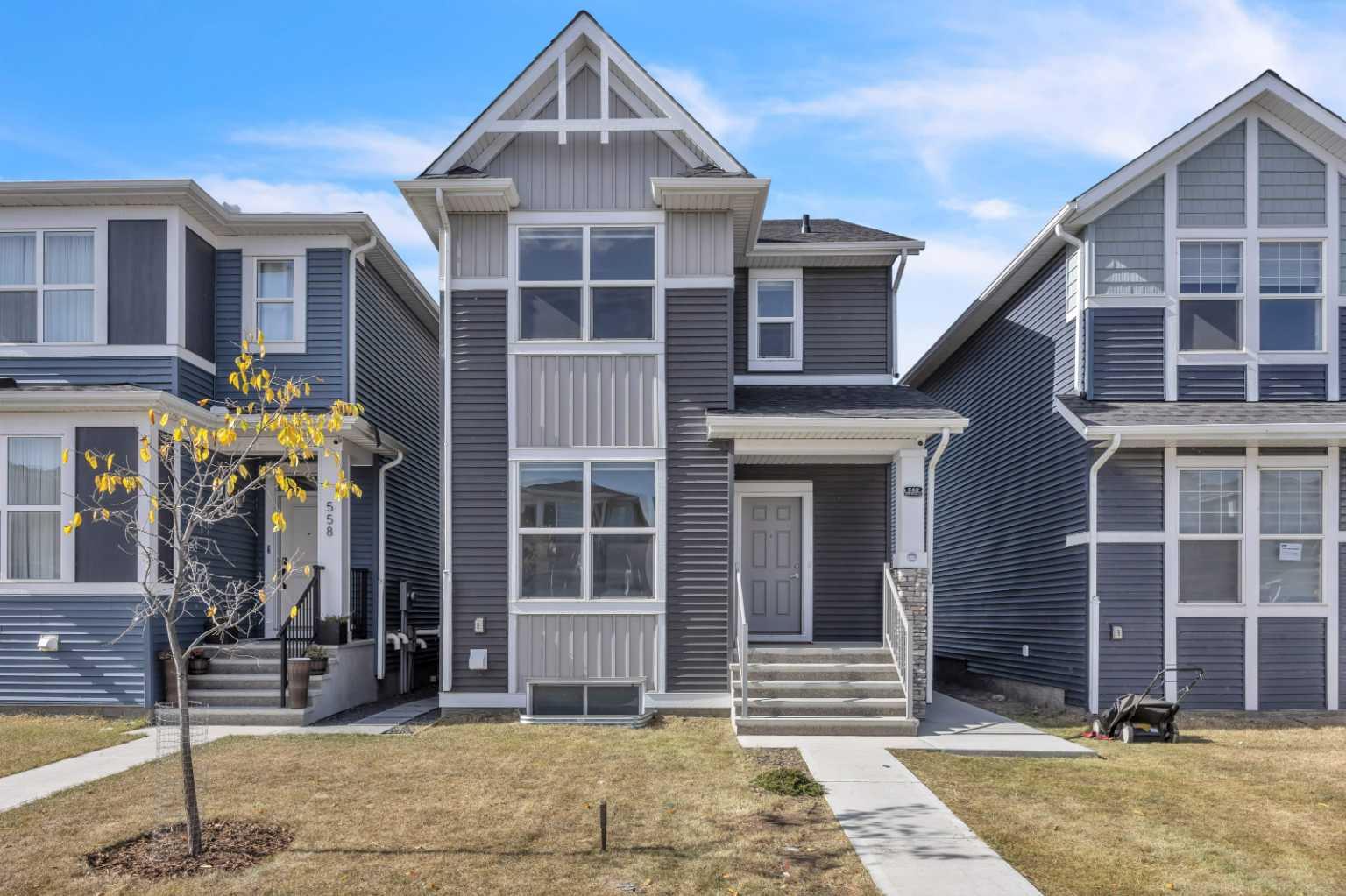 562 Corner Meadows Way NE, Calgary, AB T3N 2C9
