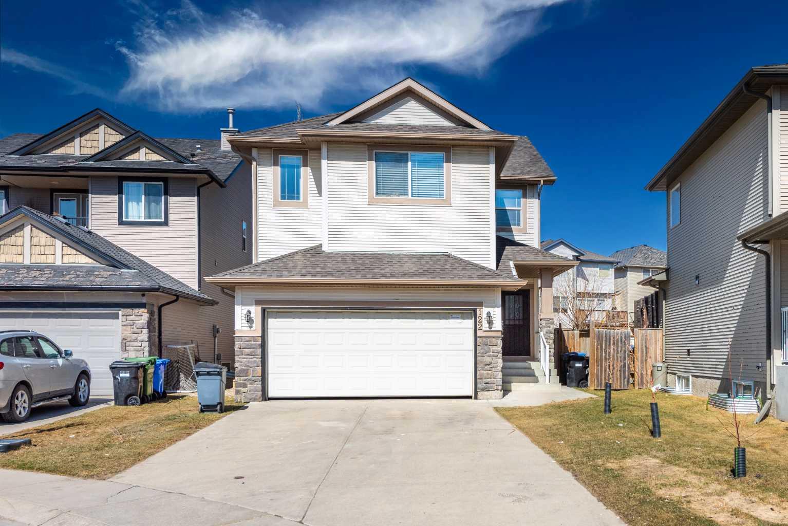 122 Evanscove Cir NW, Calgary, AB T3P 0A2