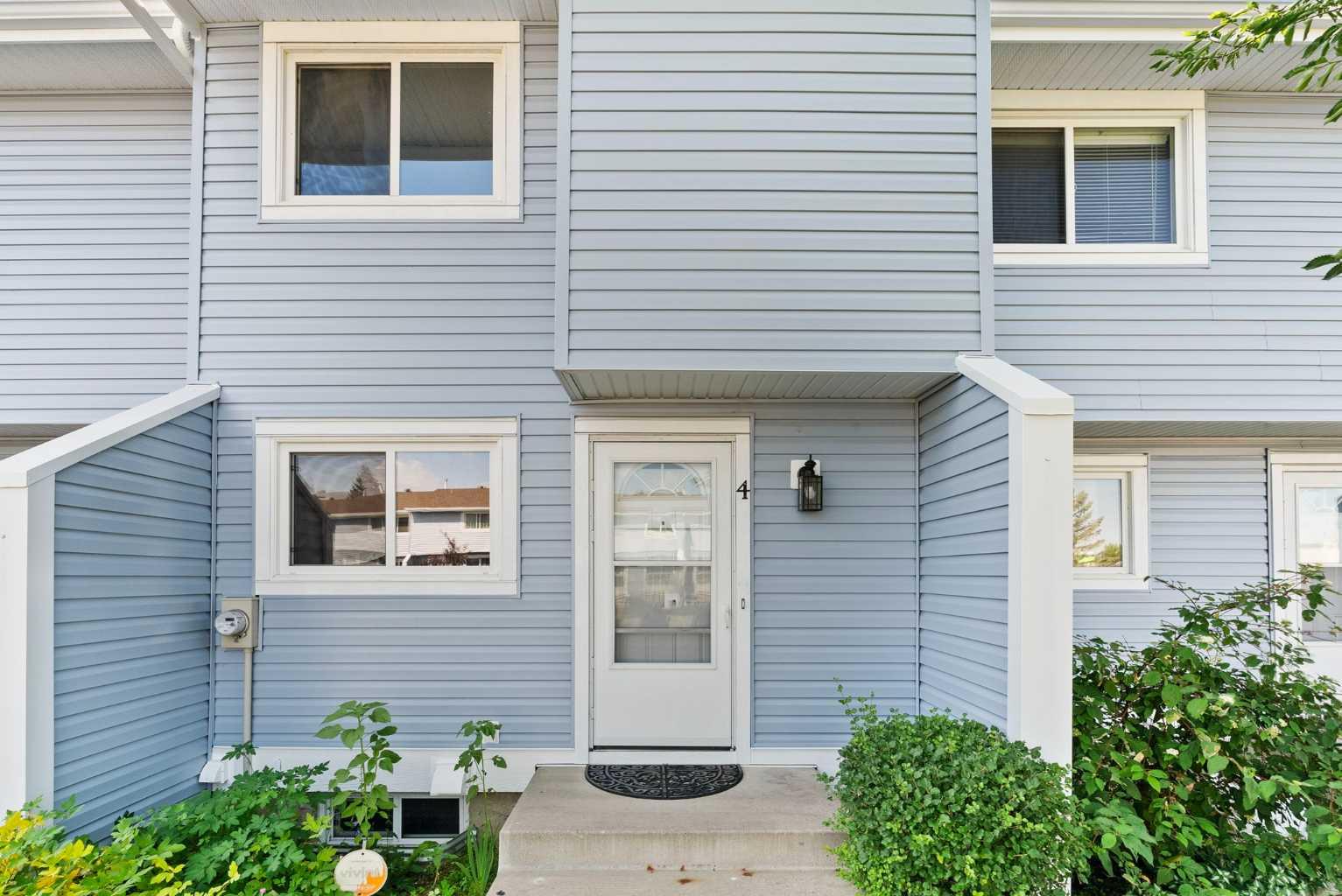 195 Manora Place Ne Unit 4, Calgary, AB T2A 5J8