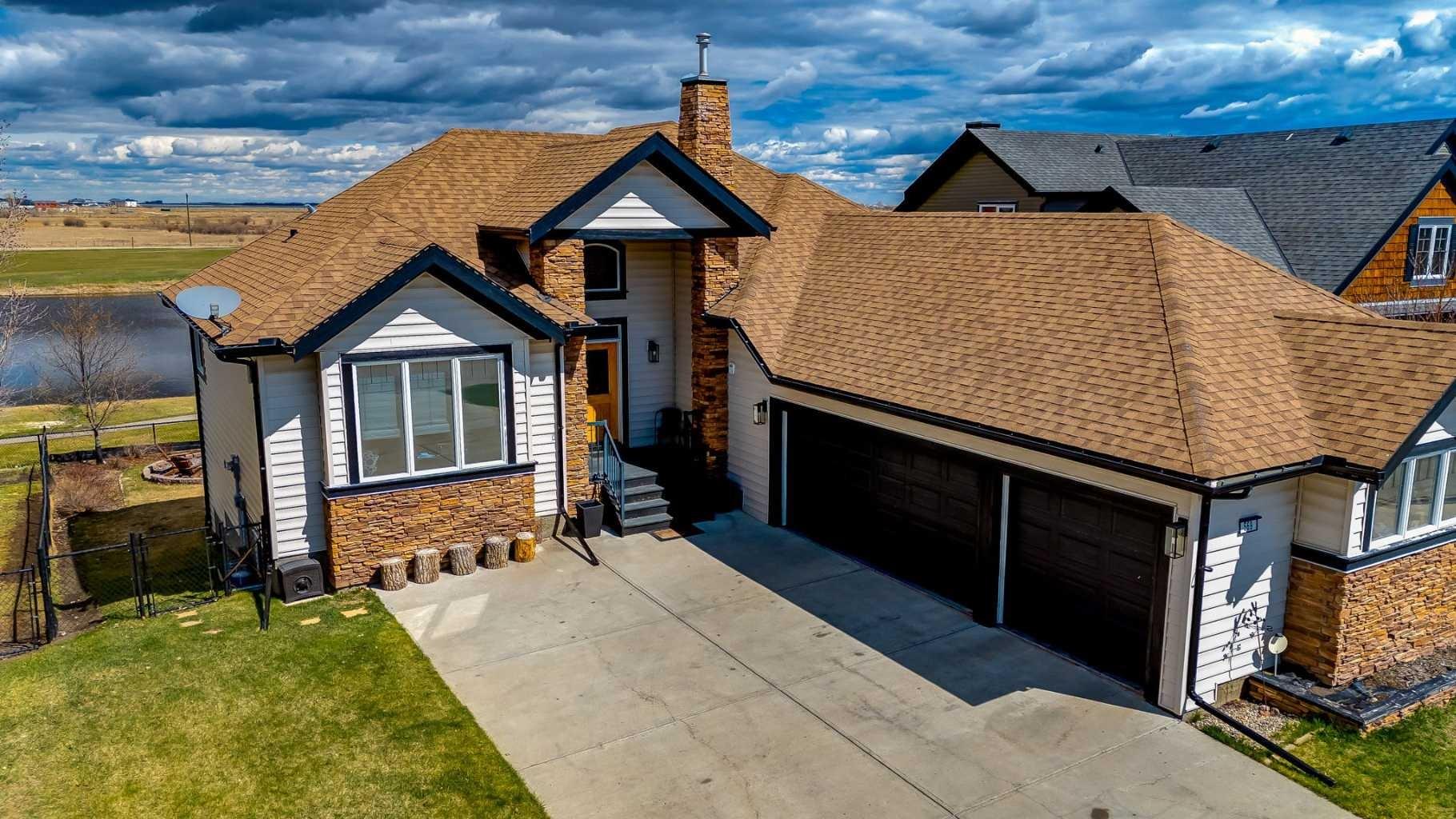 569 Boulder Creek Cir SE, Langdon, AB T0J 1X3