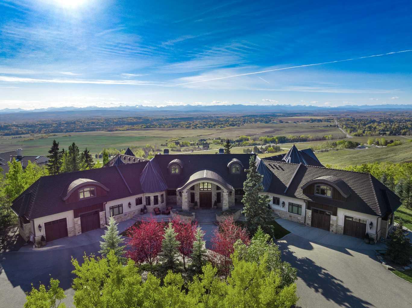 242249 Westbluff Rd, Calgary, AB T3Z 3P2