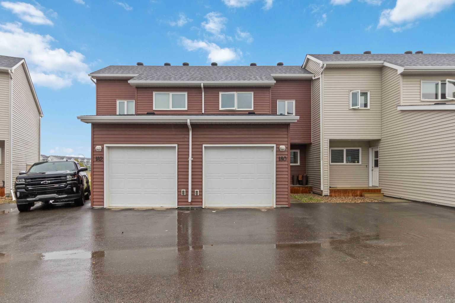 180 Almond Cres, Fort Mcmurray, AB T9J 1A2