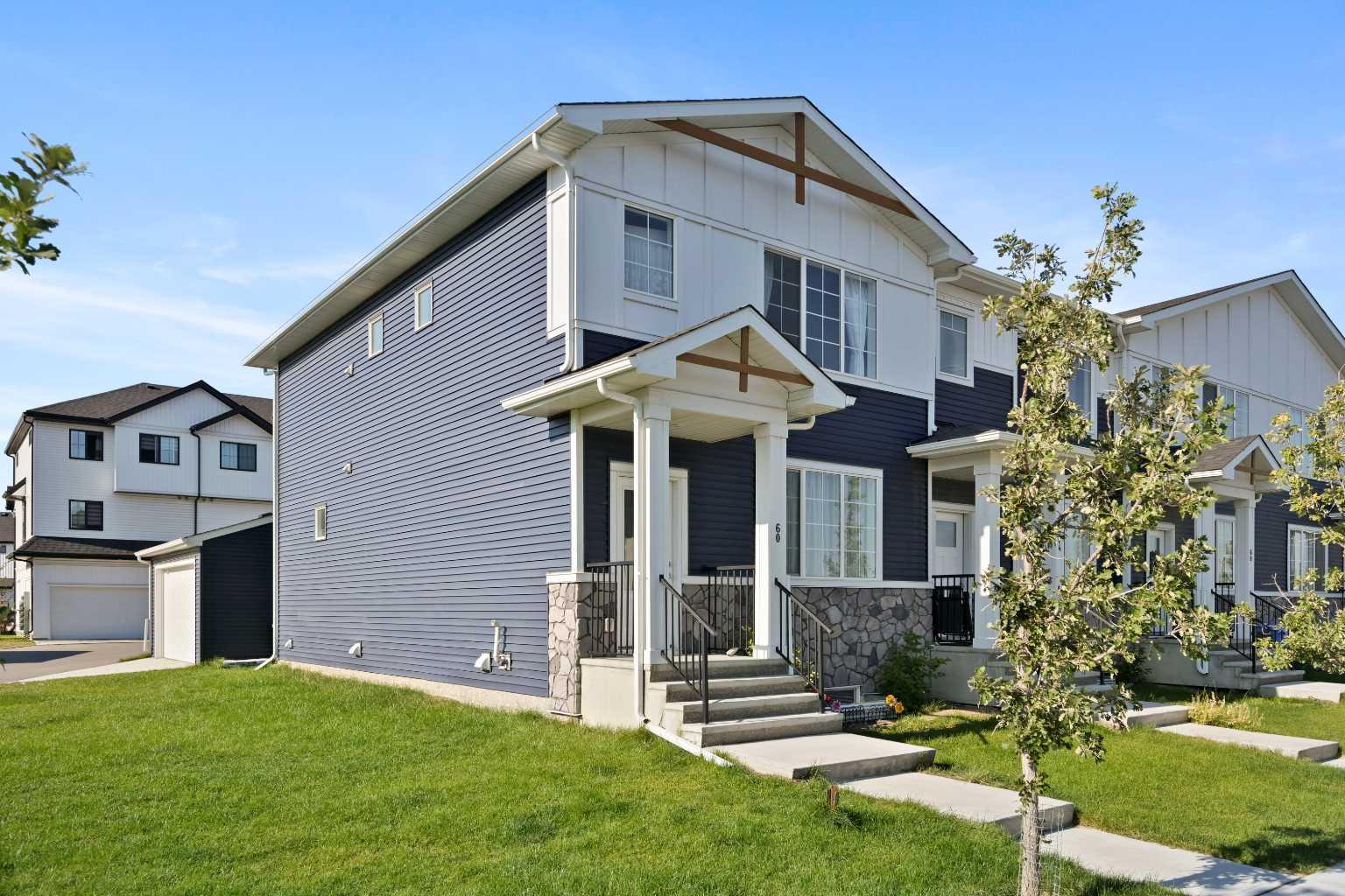 60 Amblefield Ter NW, Calgary, AB T3P 1W4