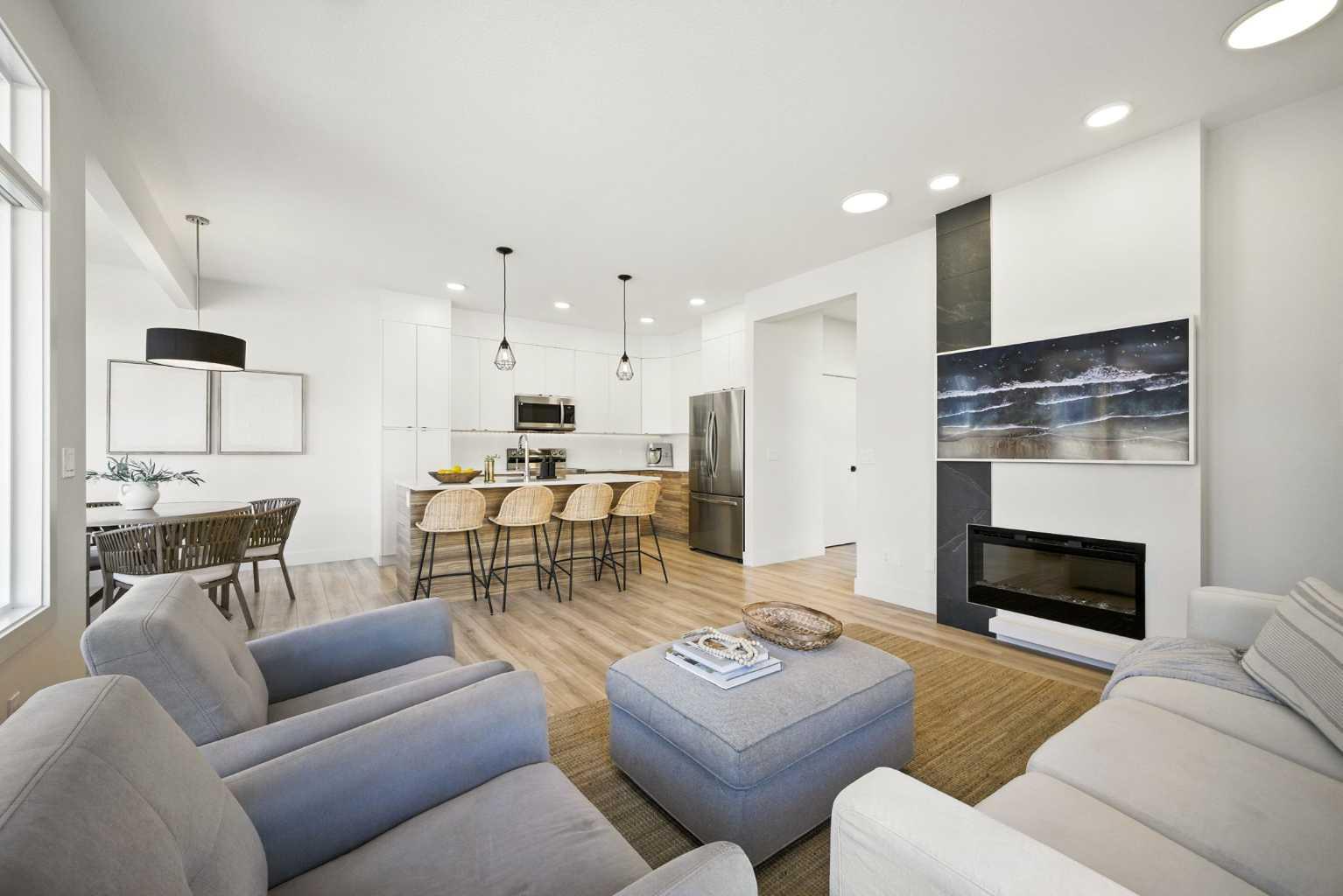 5 Sundown Close, Cochrane, AB T4C 1E6