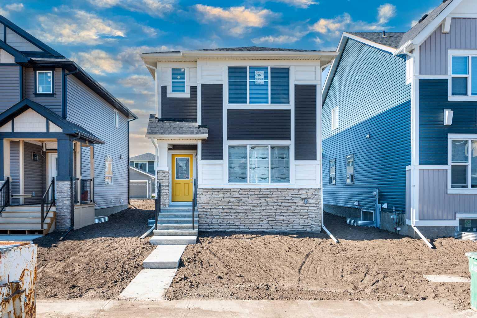 840 Midtown Dr, Airdrie, AB T4B 5K9