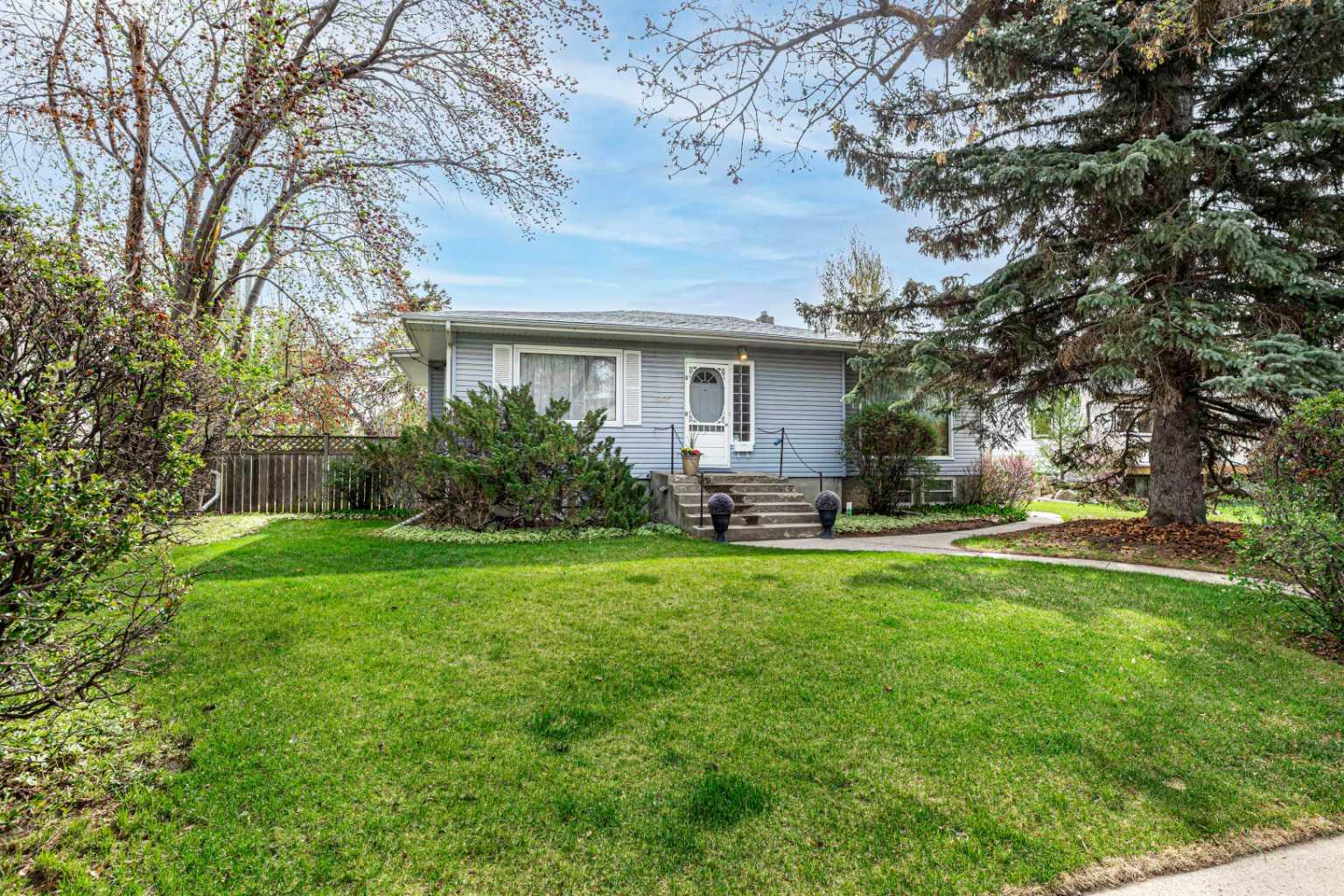 45 Avenue Unit 5825, Red Deer, AB T4N 3M1