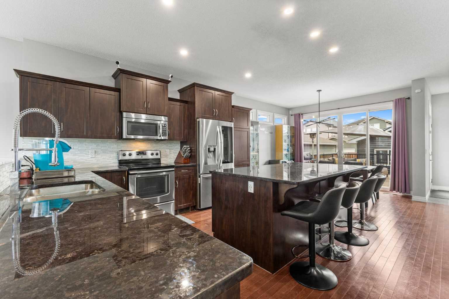 240 Evanspark Gdns NW, Calgary, AB T3P 0G5