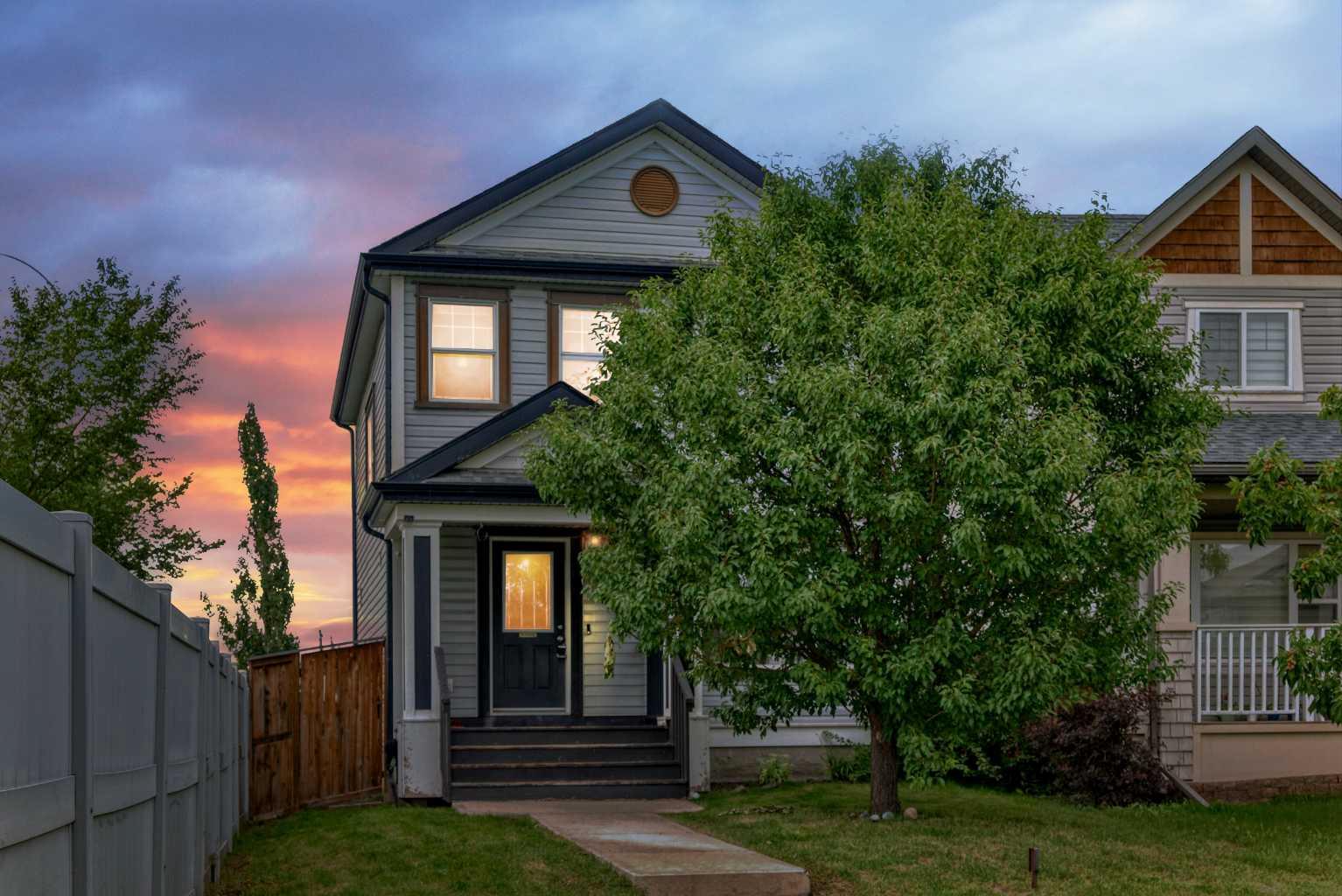189 Copperstone Cir SE, Calgary, AB T2Z 0G8